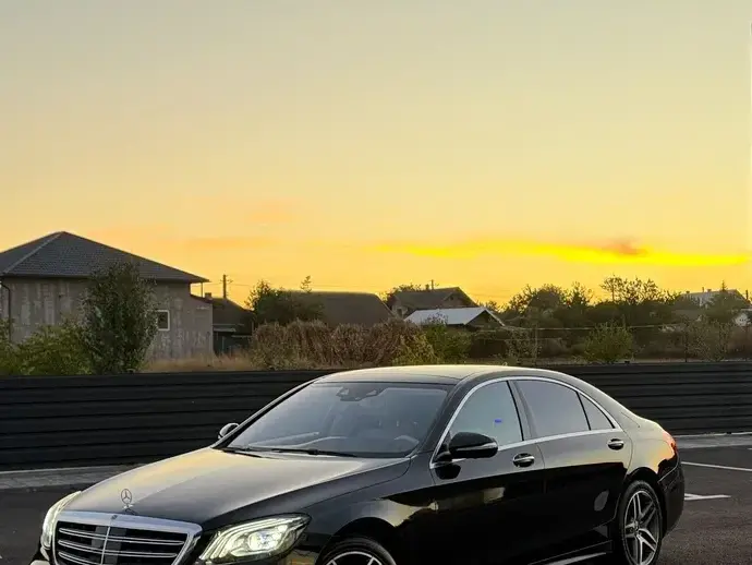 Mercedes-Benz S W222