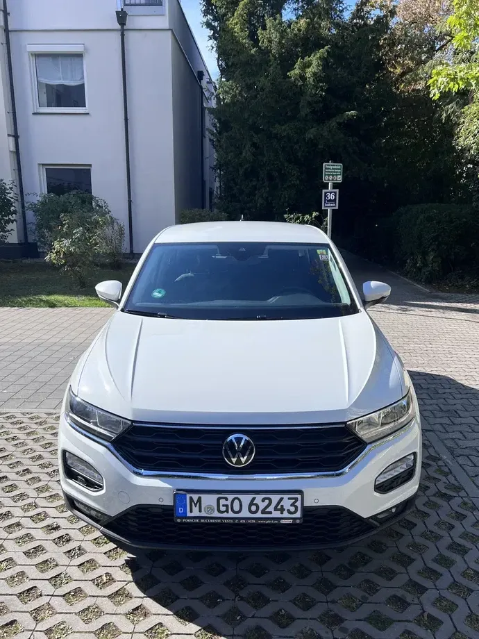 Volkswagen T-Roc — imagine 3