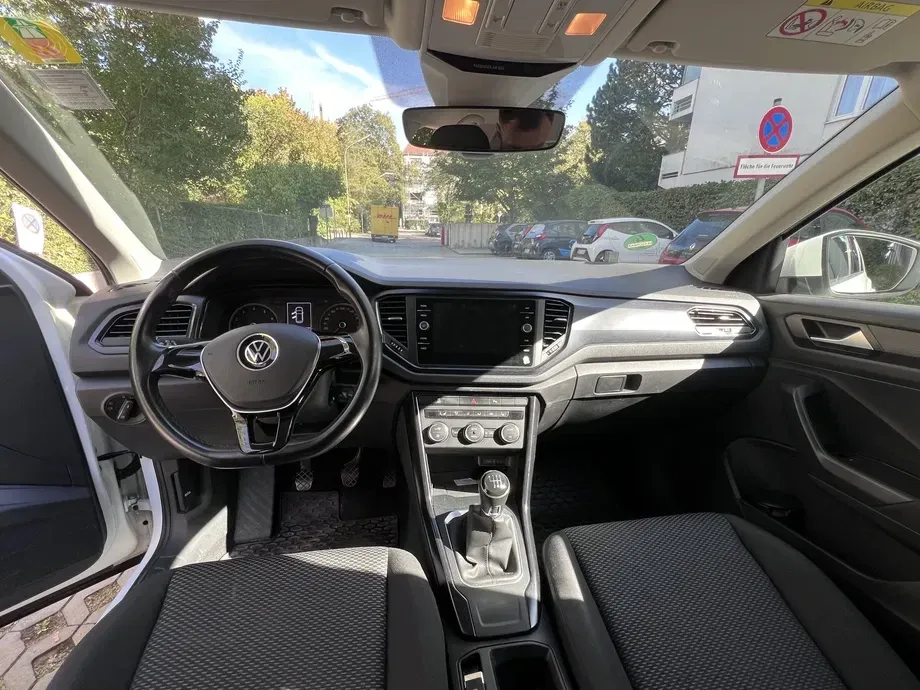 Volkswagen T-Roc — imagine 7