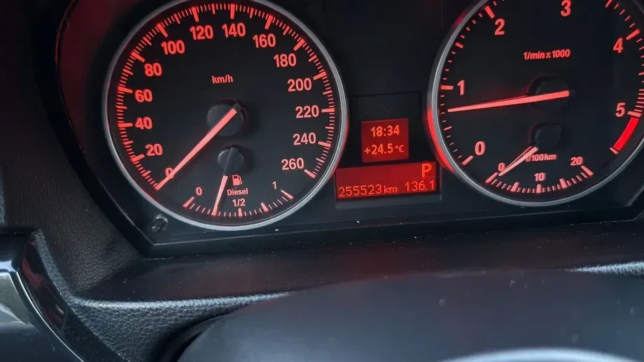 BMW Seria 3 E90/E91/E92/E93 — imagine 8