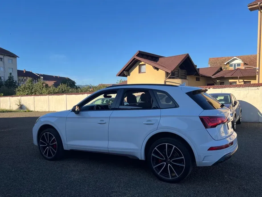 Audi Q5 FY 40 TDI quattro S tronic sport — imagine 4