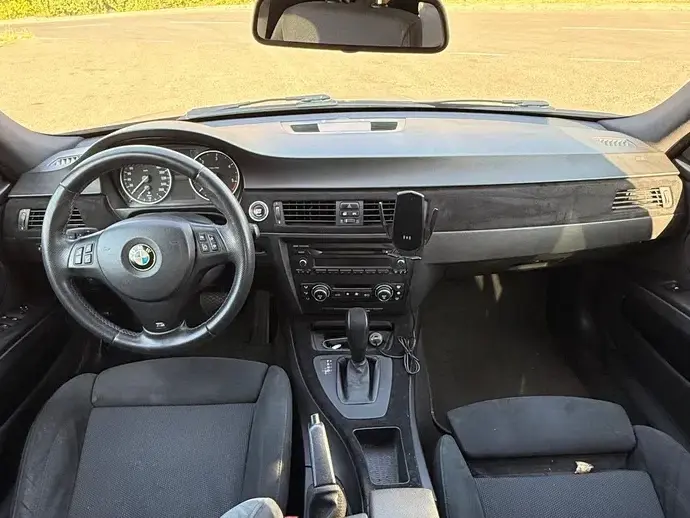 BMW Seria 3 E90/E91/E92/E93 320d DPF Aut.