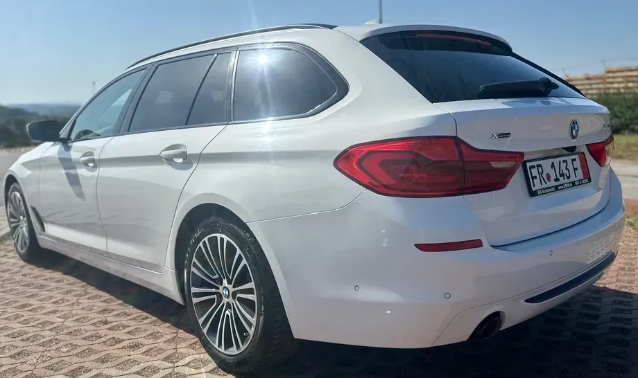 BMW Seria 5 G30/G31 520d xDrive AT MHEV — imagine 5