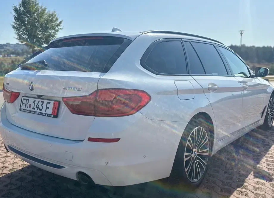 BMW Seria 5 G30/G31 520d xDrive AT MHEV — imagine 4