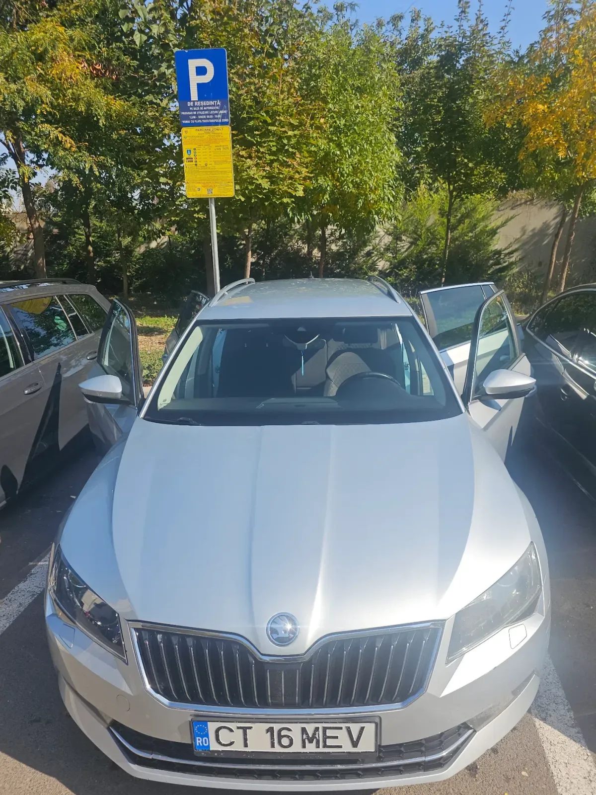 Škoda Superb — imagine 8
