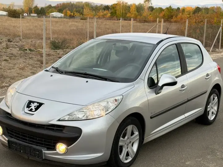 Peugeot 207