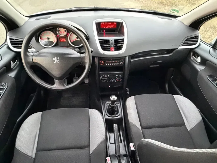 Peugeot 207 — imagine 7