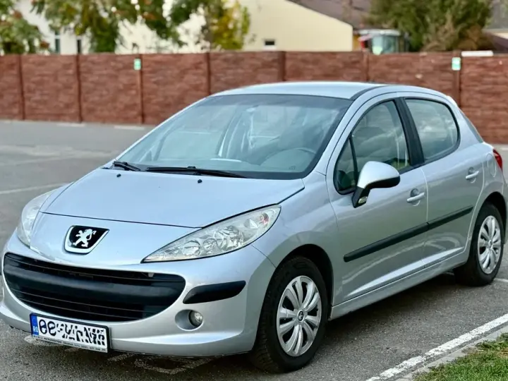 Peugeot 207