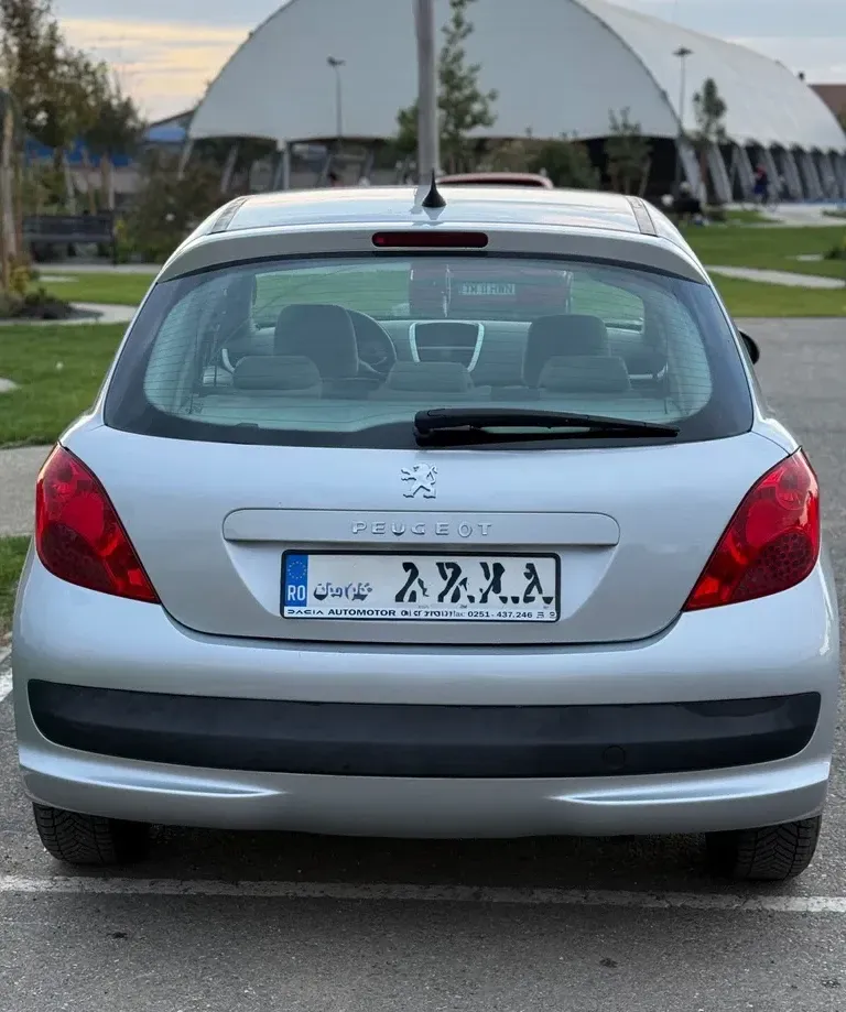 Peugeot 207 — imagine 5