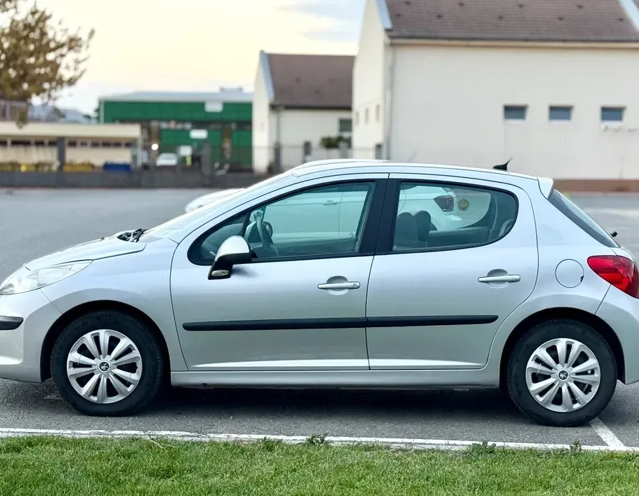 Peugeot 207 — imagine 6