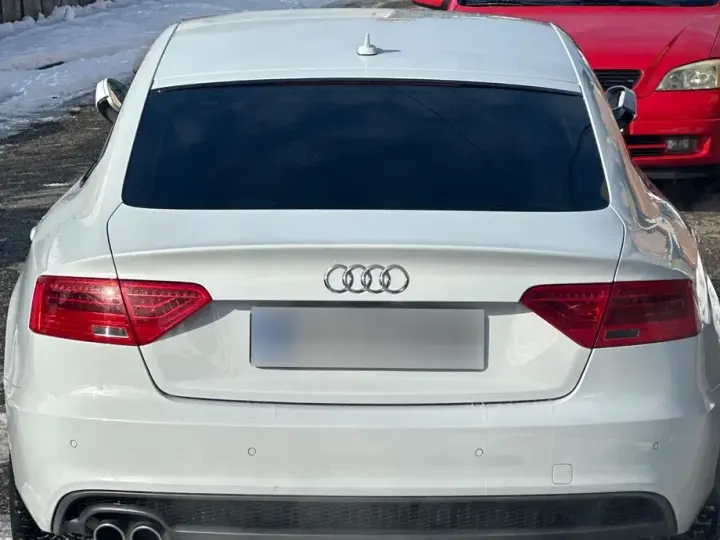 Audi A5 Limuzina