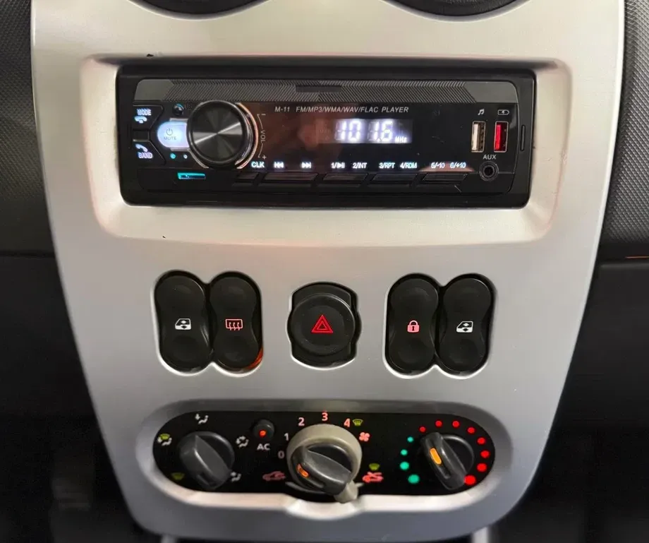 Dacia Sandero I 1.4 MPI Laureate — imagine 7