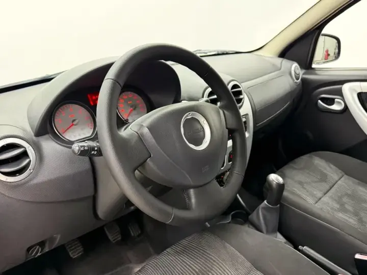 Dacia Sandero I 1.4 MPI Laureate