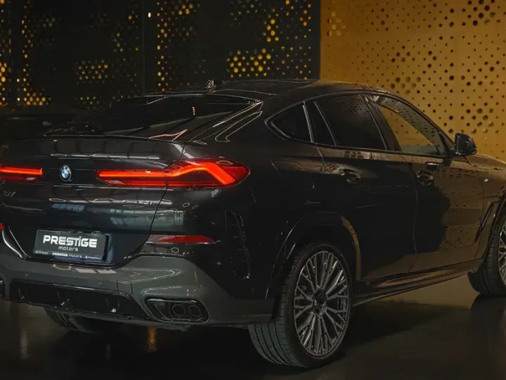 BMW X6 G06 xDrive40i AT MHEV