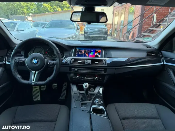 BMW Seria 5 F10/F11/F07 [2010 - 2017] 520d