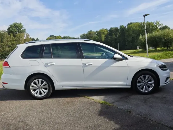 Volkswagen Golf VII