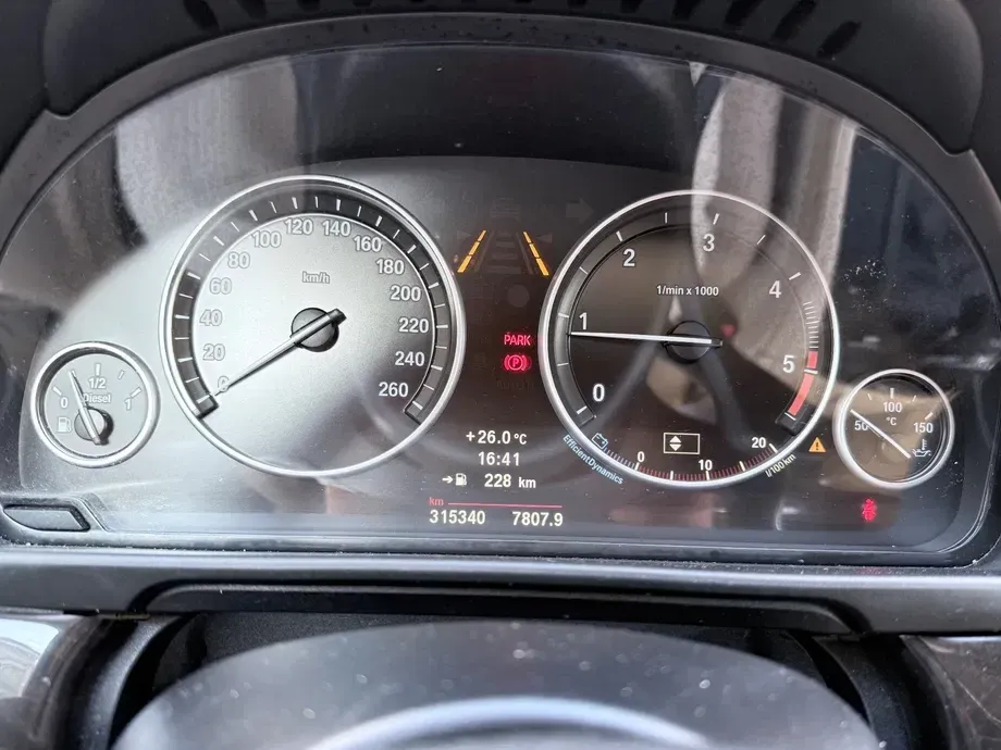 BMW Seria 5 F10/F11/F07 — imagine 2