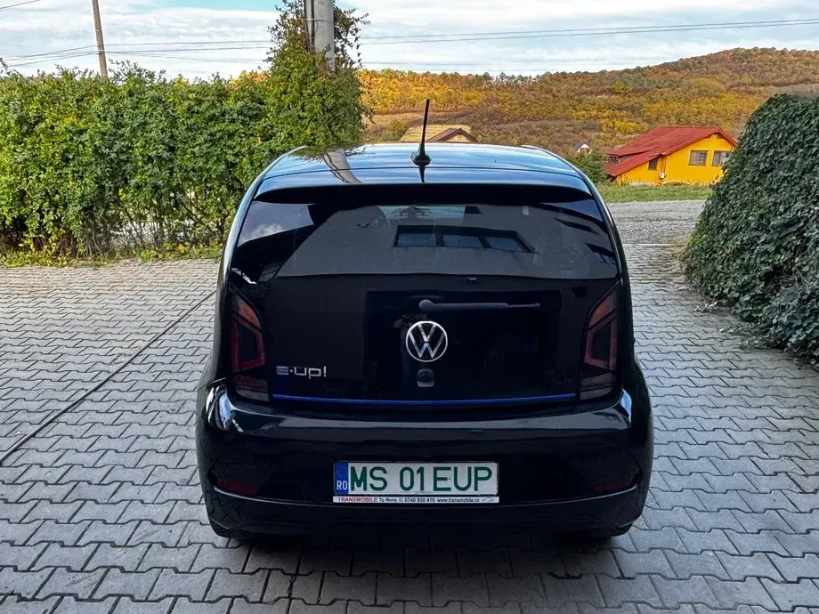 Volkswagen e-Up! — imagine 4