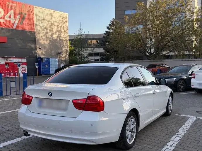 BMW Seria 3 E90/E91/E92/E93 318d