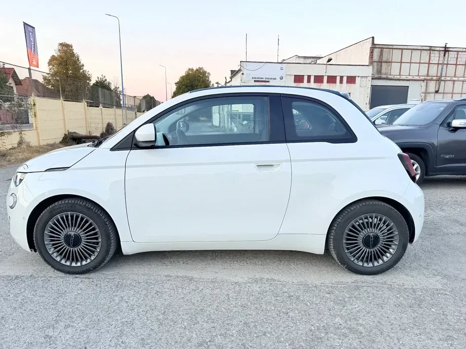 FIAT 500E 42kWh ICON — imagine 9