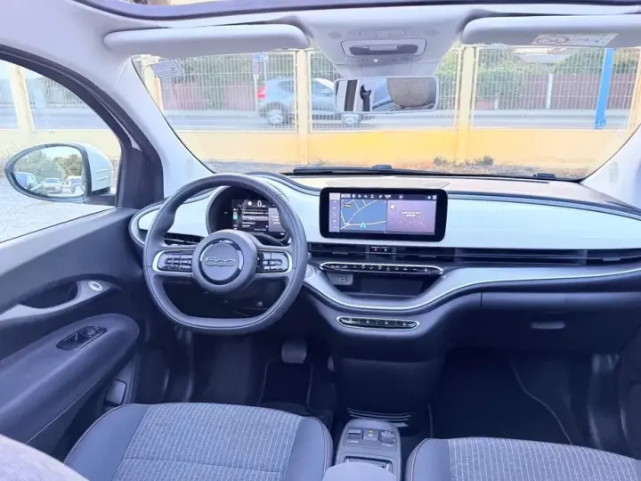 FIAT 500E 42kWh ICON