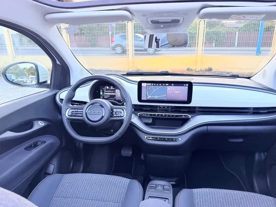 FIAT 500E 42kWh ICON — imagine 5