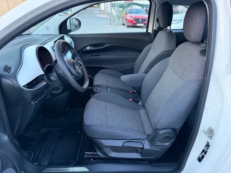 FIAT 500E 42kWh ICON — imagine 7