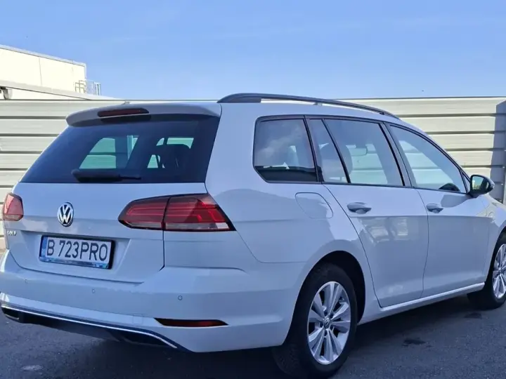 Volkswagen Golf VII