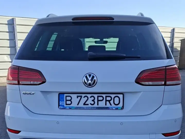 Volkswagen Golf VII