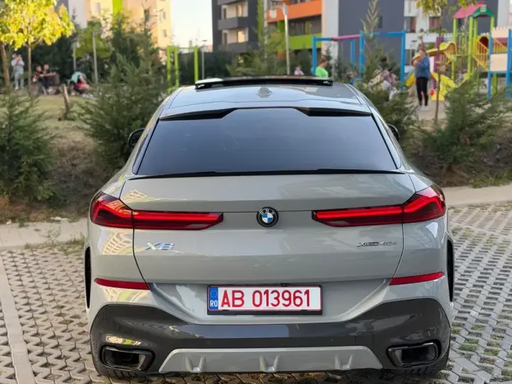 BMW X6 G06 xDrive40i AT MHEV