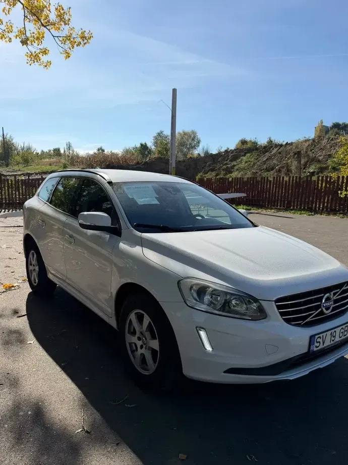 Volvo XC 60 — imagine 2