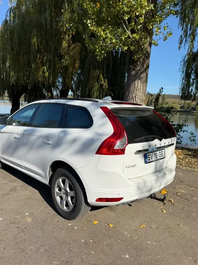 Volvo XC 60 — imagine 4