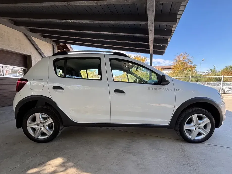 Dacia Sandero Stepway II — imagine 9