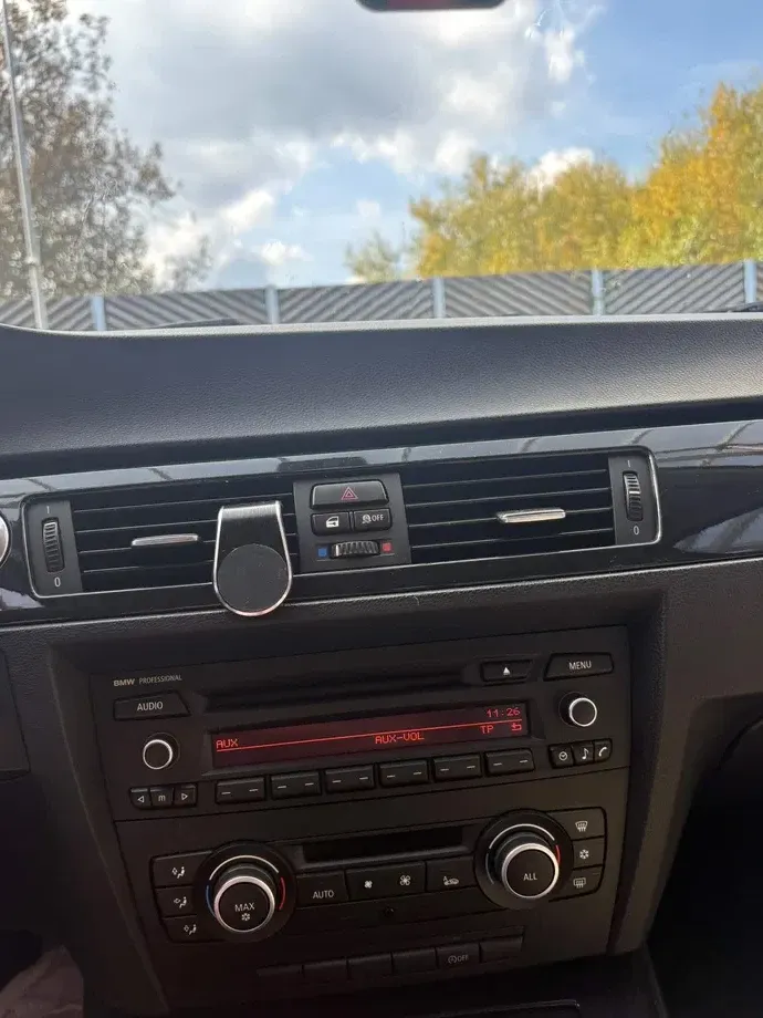 BMW Seria 3 E90/E91/E92/E93 — imagine 4