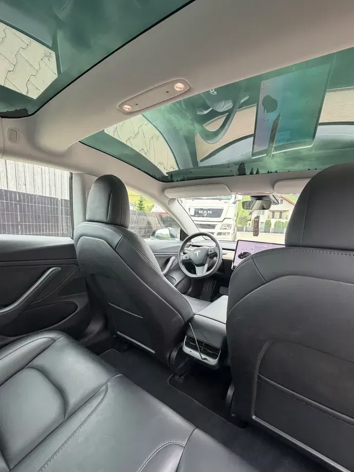Tesla Model 3 Long Range — imagine 10