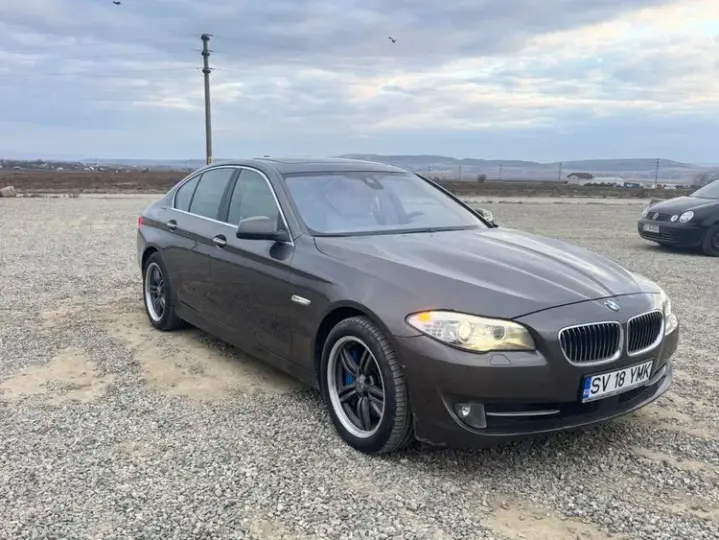 BMW Seria 5 F10/F11/F07 [2010 - 2017] 535d xDrive AT