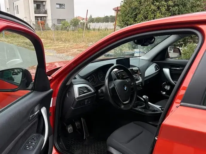 BMW Seria 1 F20/F21 116i