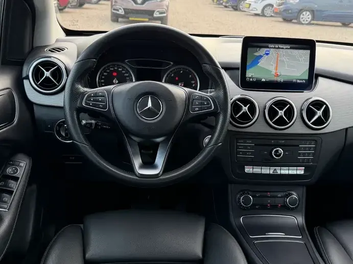 Mercedes-Benz B 180 d 7G-DCT AMG Line