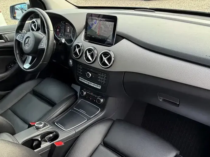 Mercedes-Benz B 180 d 7G-DCT AMG Line