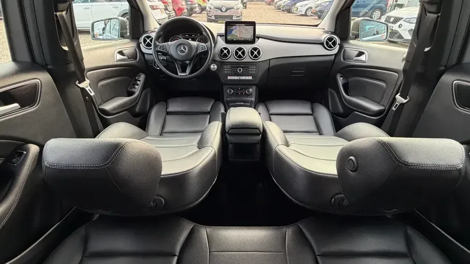 Mercedes-Benz B 180 d 7G-DCT AMG Line — imagine 9