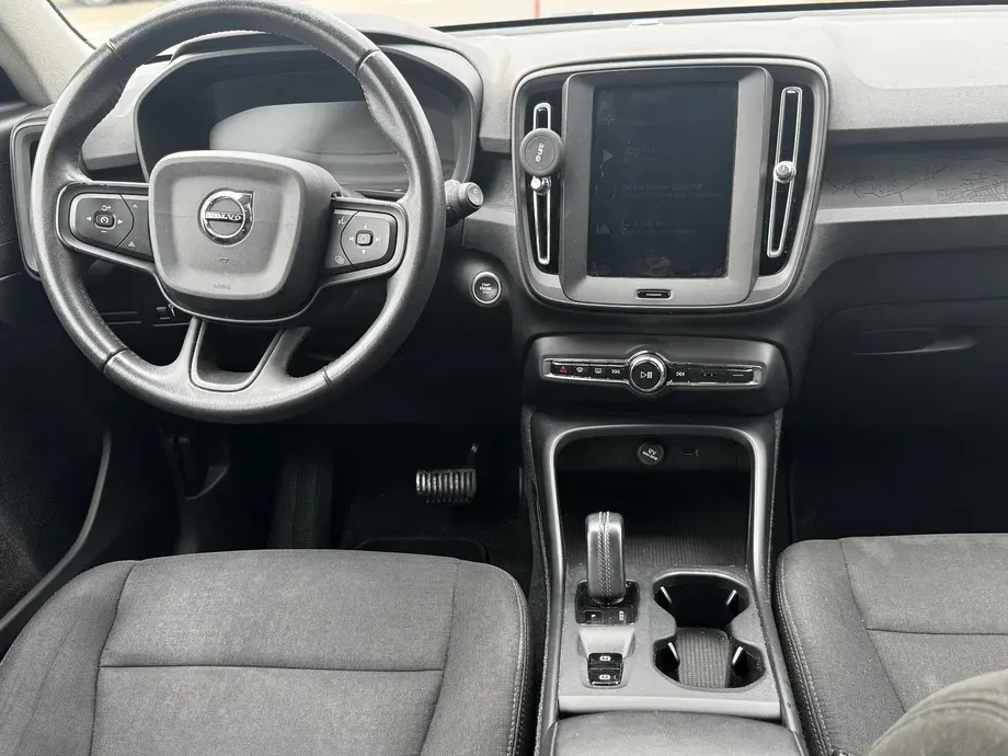 Volvo XC 40 D3 Momentum — imagine 8