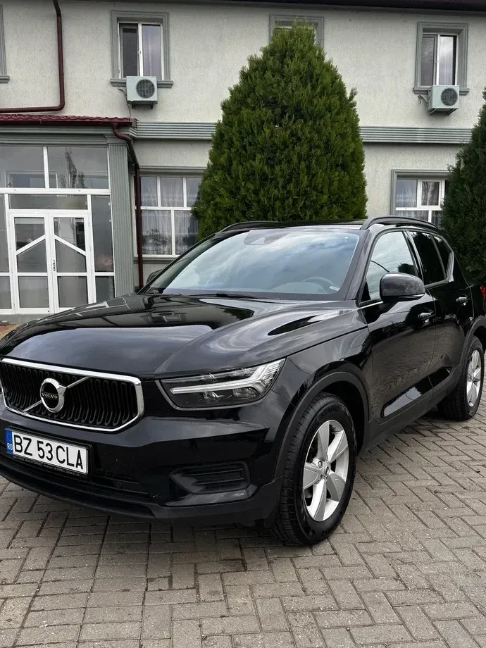 Volvo XC 40 D3 Momentum — imagine 5