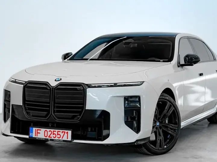 BMW Seria 7 G70 740 xDrive MHEV