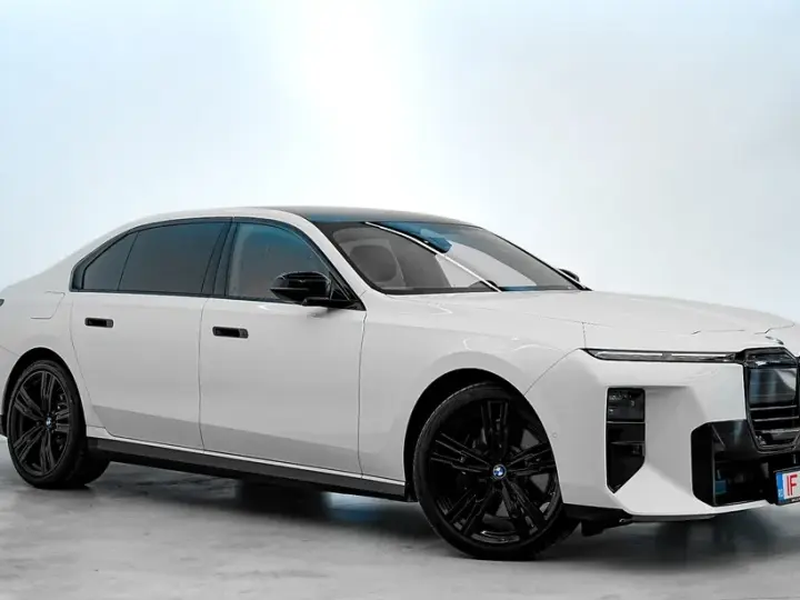 BMW Seria 7 G70 740 xDrive MHEV