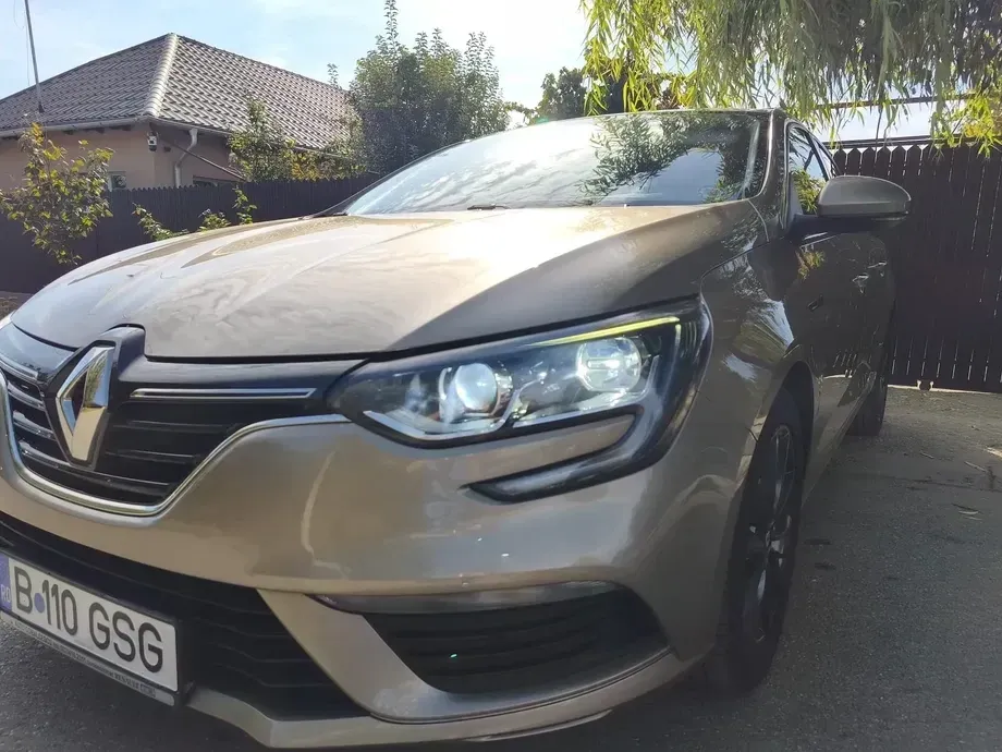 Renault Mégane IV TCE GPF Zen — imagine 10