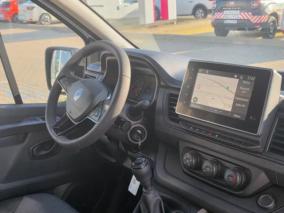 Renault Trafic — imagine 6