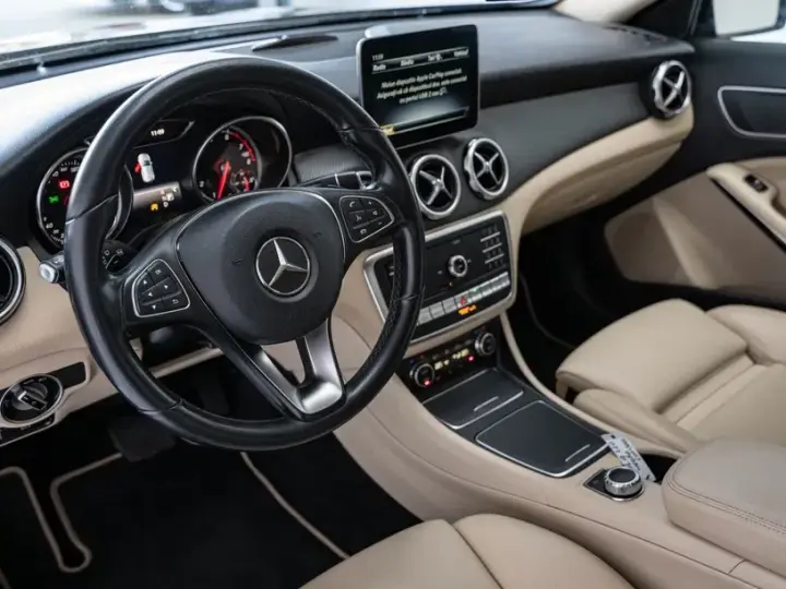 Mercedes-Benz A 220 W177/V177 4Matic 7G-DCT