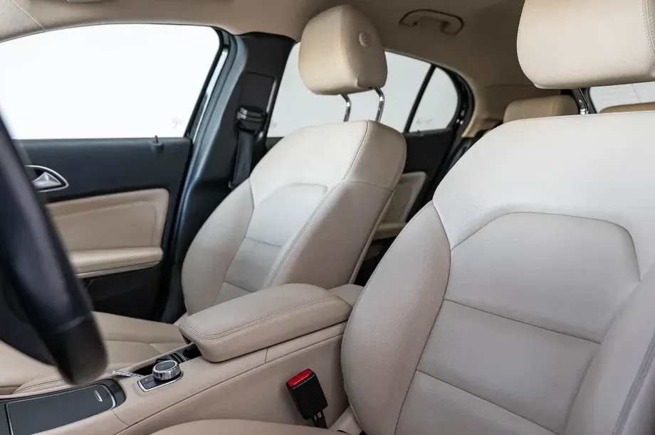 Mercedes-Benz A 220 W177/V177 4Matic 7G-DCT — imagine 6