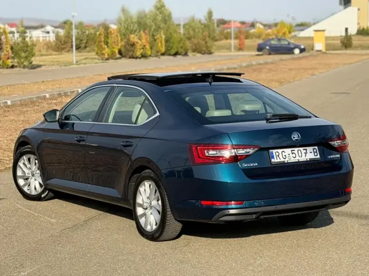 Škoda Superb III 2.0 TDI DSG Style