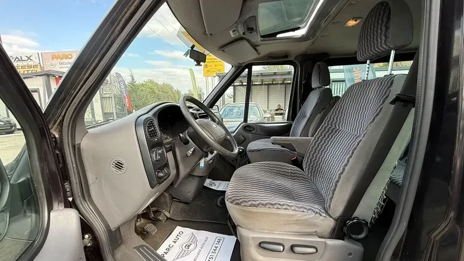 Ford Transit — imagine 5
